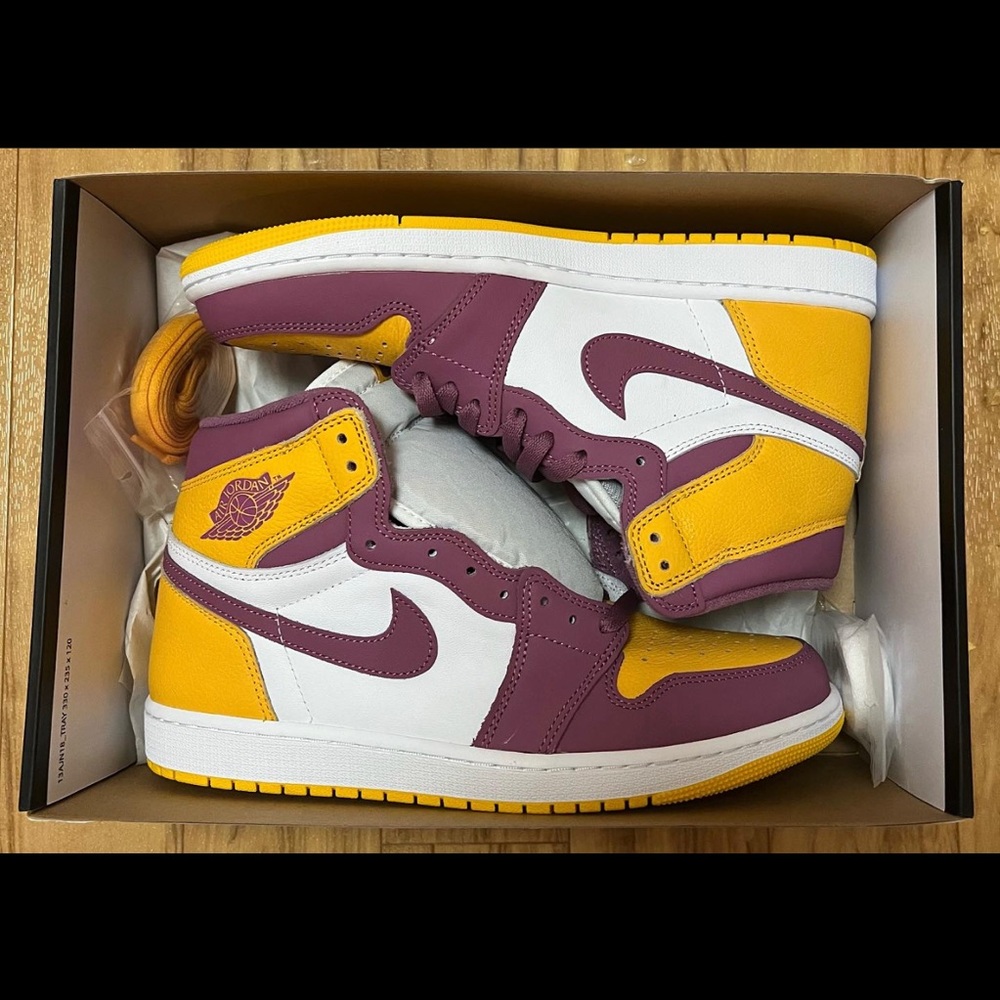 Air Jordan 1 High Retro “Brotherhood” Size 10